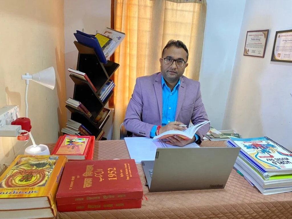 Astrologer in Dehradun, Chhatraveer Singh Gahlot, vastu consultant in Dehradun, Numerologist in Dehradun, lal kitab remedies in Dehradun, Centre of Astrology in Dehradun,